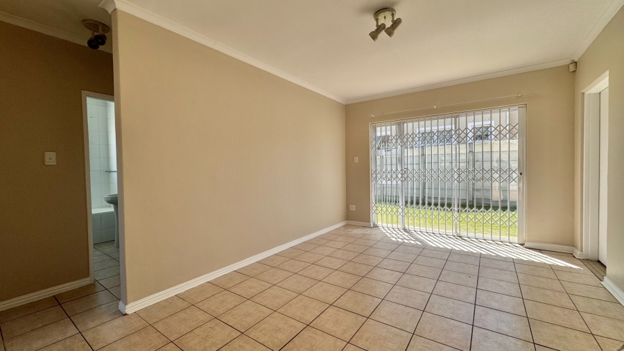 2 Bedroom Property for Sale in Somerset Ridge Western Cape